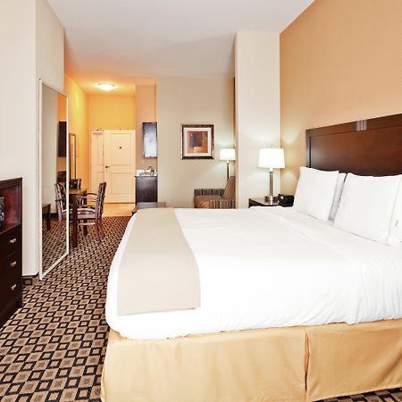 Holiday Inn Express & Suites Clovis By Ihg Esterno foto