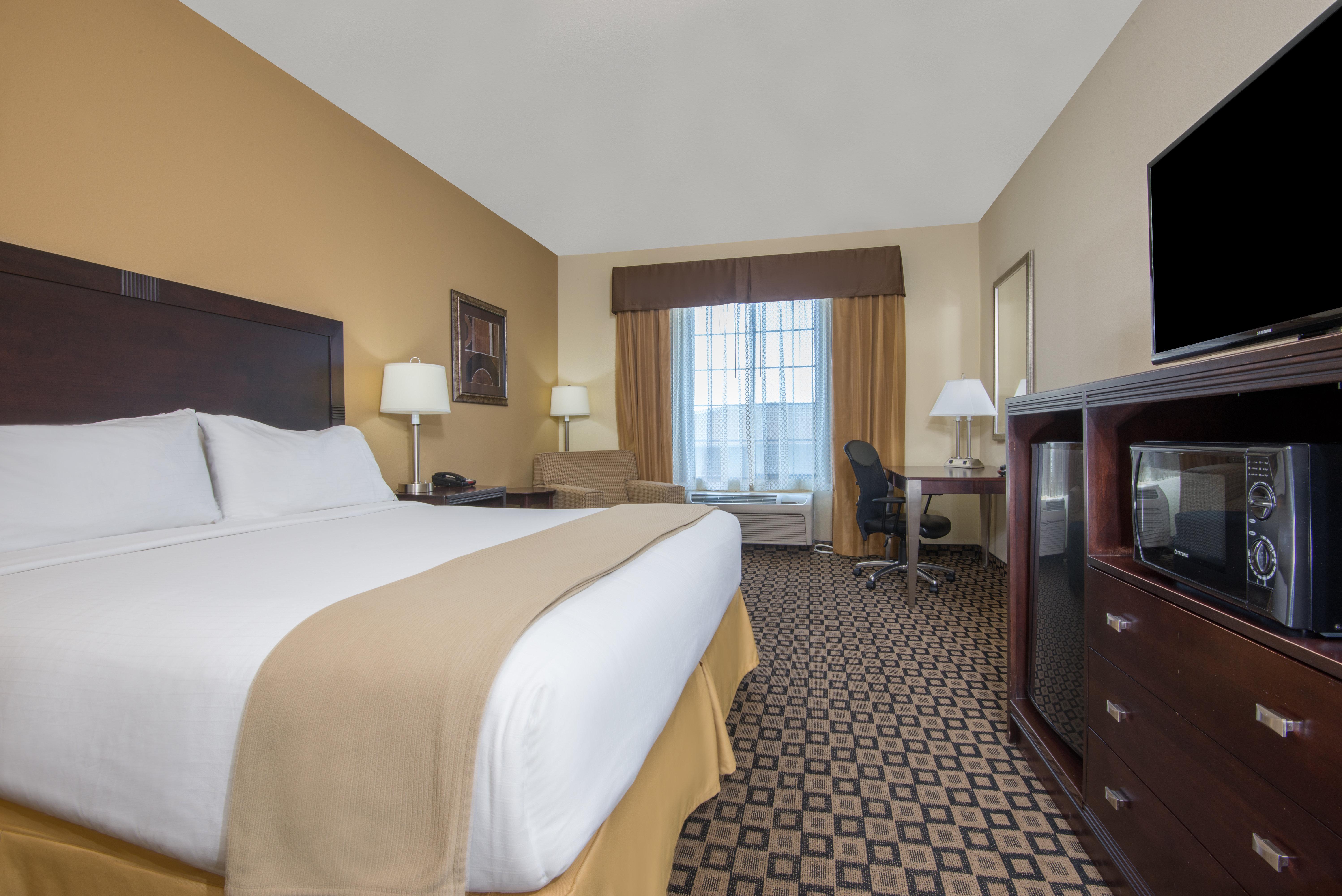 Holiday Inn Express & Suites Clovis By Ihg Esterno foto