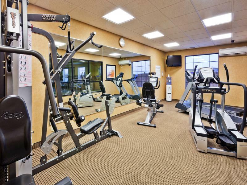 Holiday Inn Express & Suites Clovis By Ihg Esterno foto